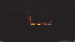 04/06/2026, 23:00
